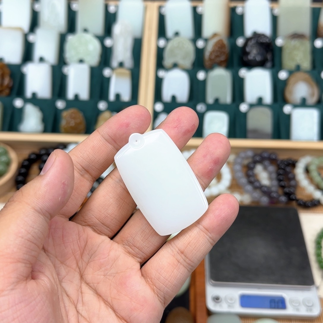 和田玉挂件未镶嵌