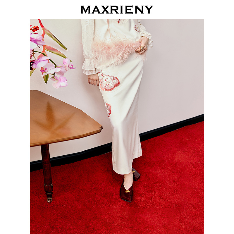 【商场同款】MAXRIENY国风新中式拜年服半裙25春款节庆穿搭直筒裙