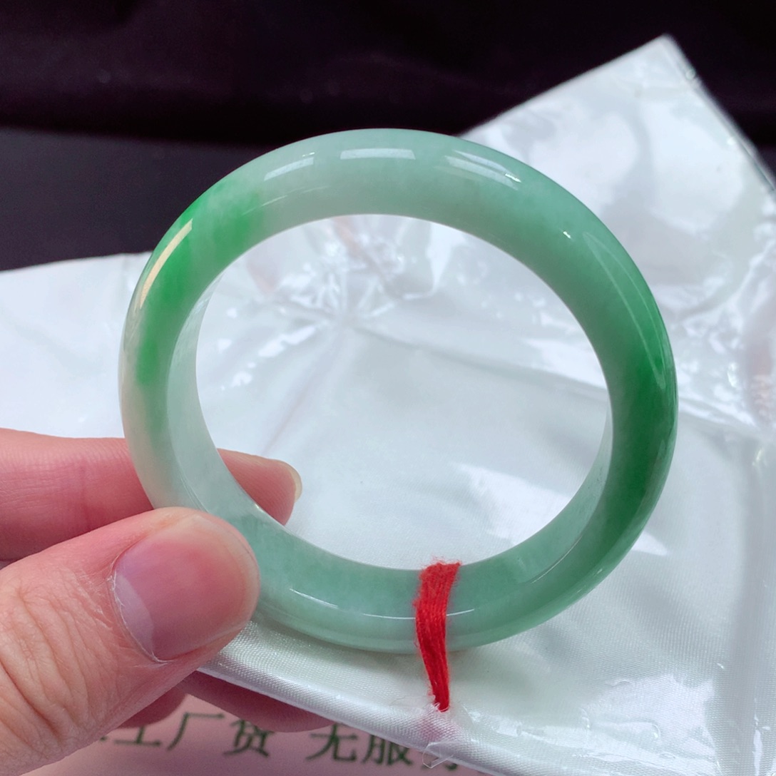 未镶嵌手镯翡翠441