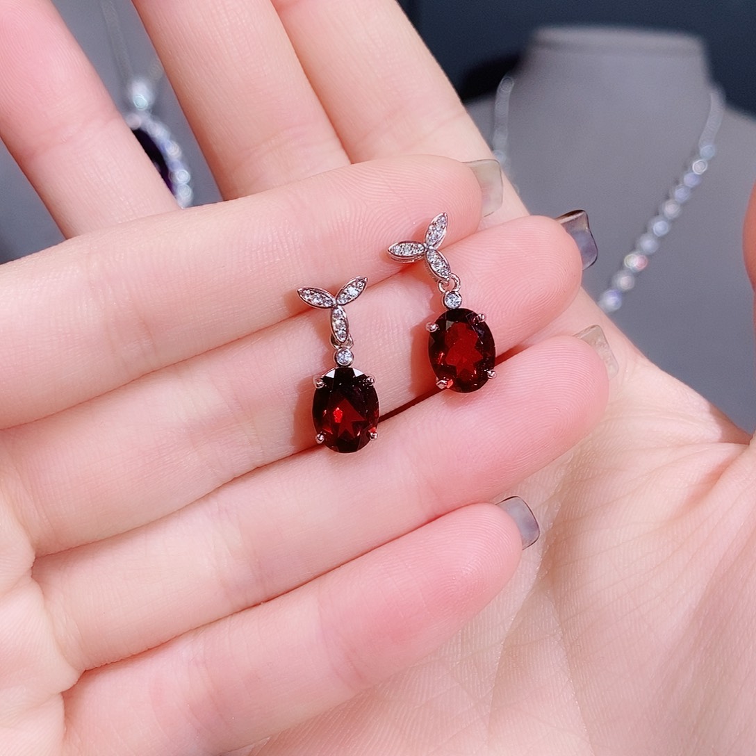 石榴石耳饰银S925镶嵌1212