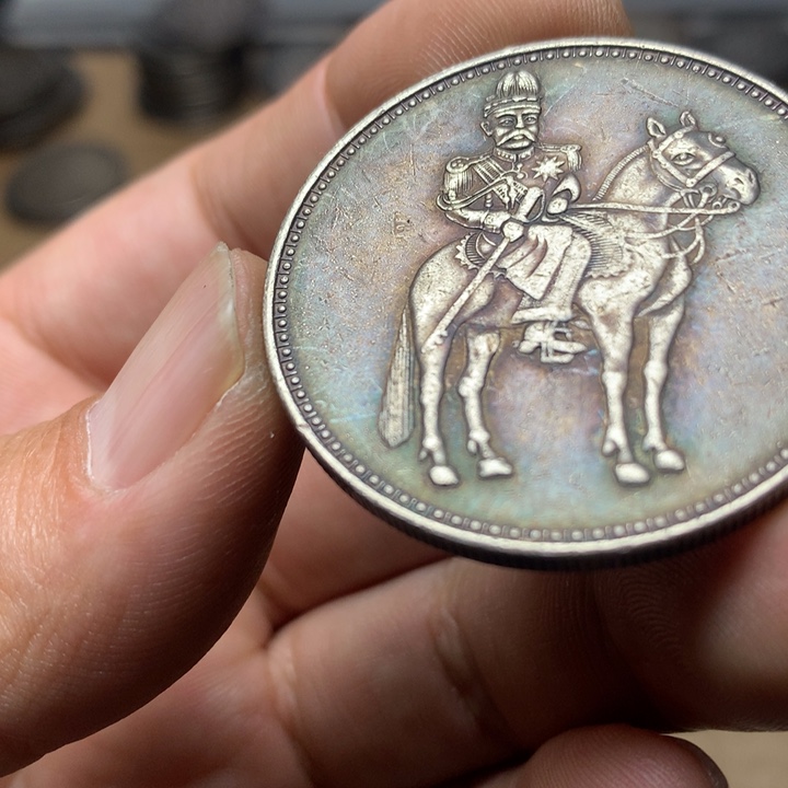 陶直接去拍大头龙洋