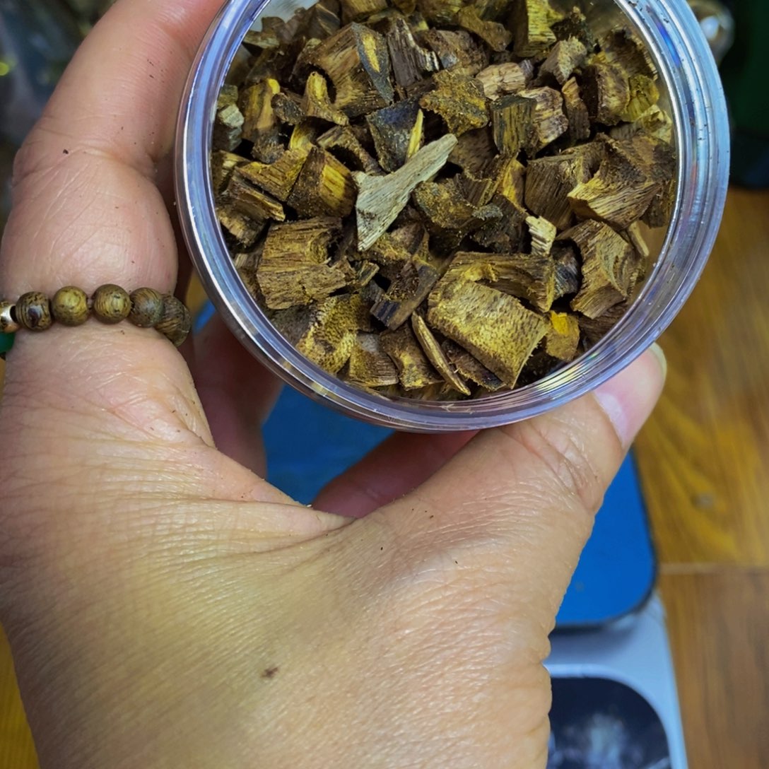 妮***清沉香沉香碎屑香霸50克