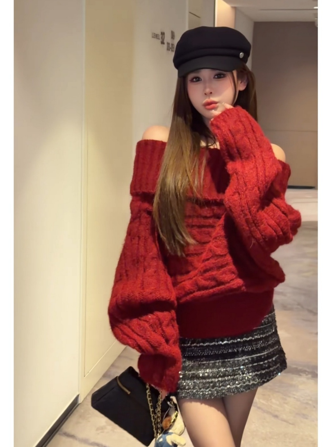 圣诞节新年过年法式一字肩红色毛衣女秋冬加厚宽松露肩针织衫上衣