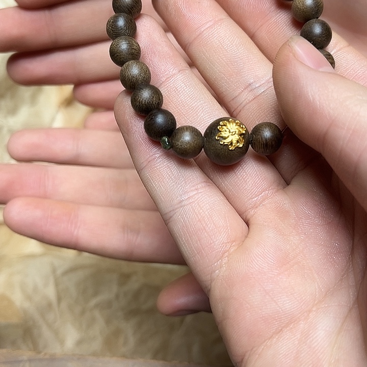 大叶紫檀（黑酸枝木类）