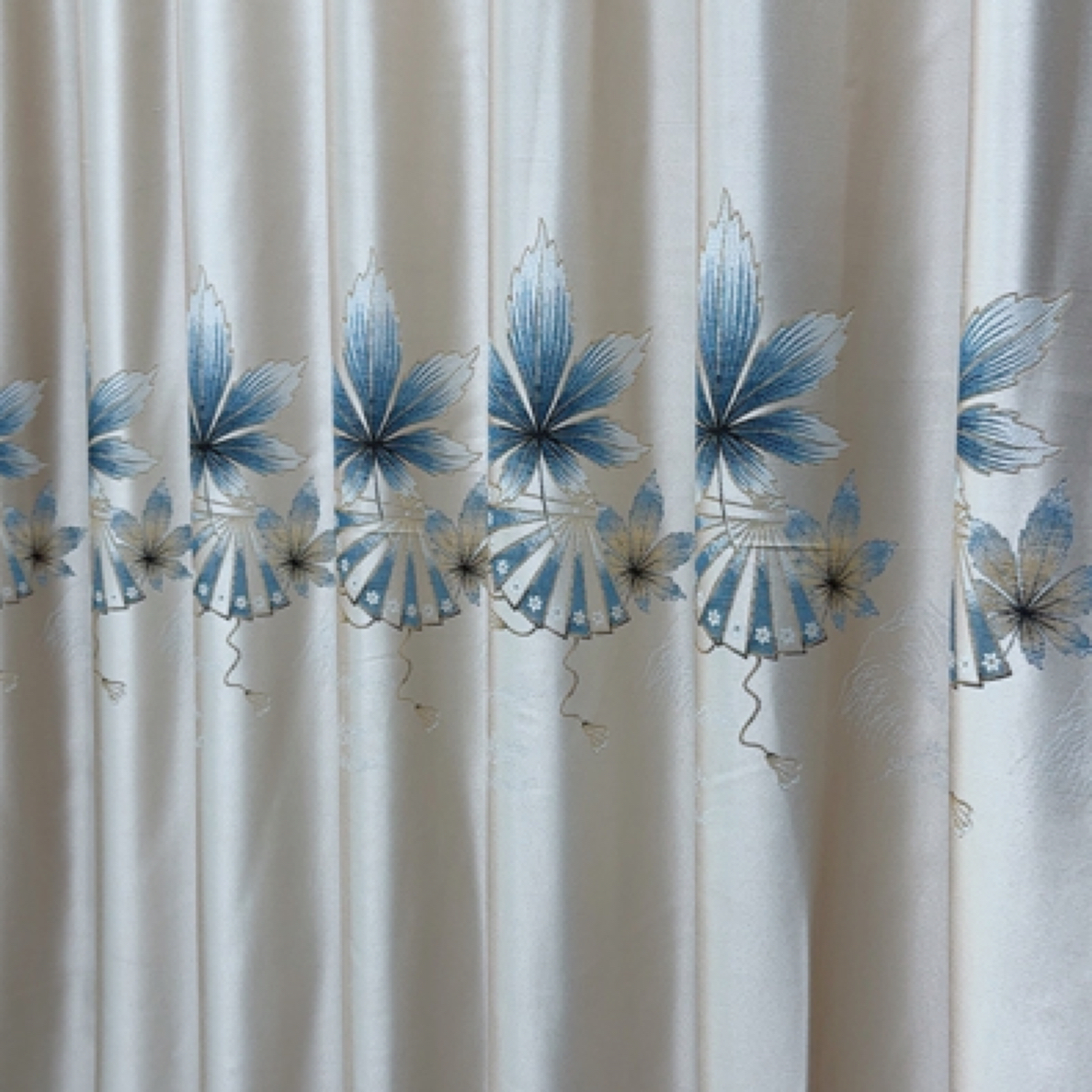 奶茶色一夜暴富窗帘