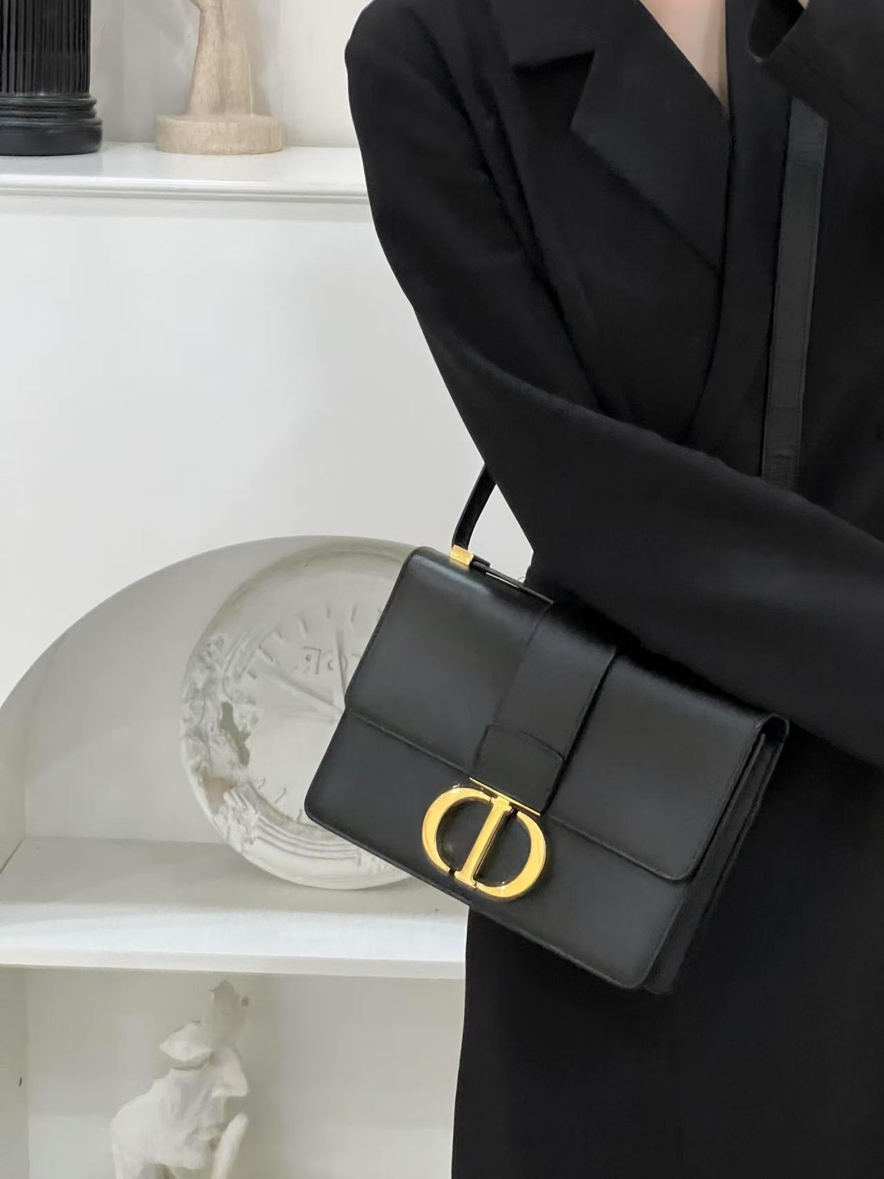95新 DIOR/迪奥 蒙田30中号全皮黑色单肩斜挎包/严选