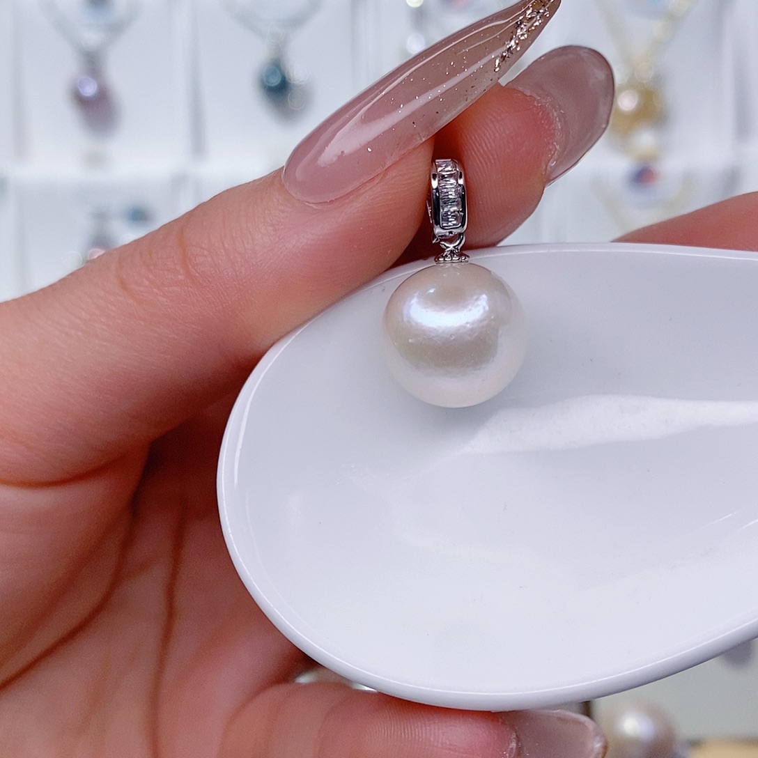 淡水珍珠未镶嵌吊坠(赠链)