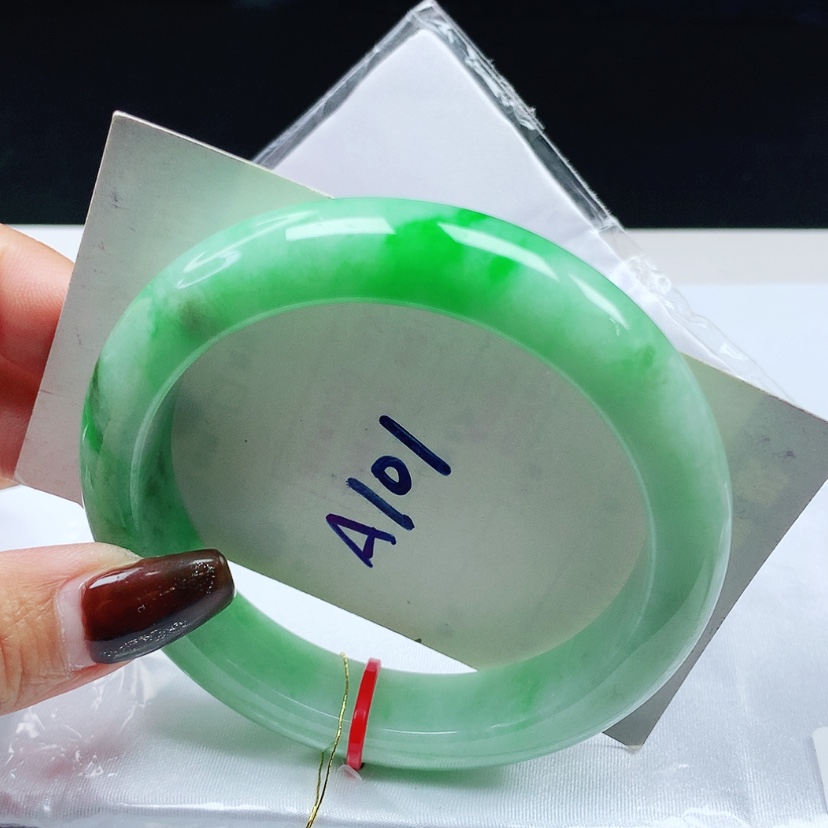 【闪购商品】翡翠手镯未镶嵌 正圈59+