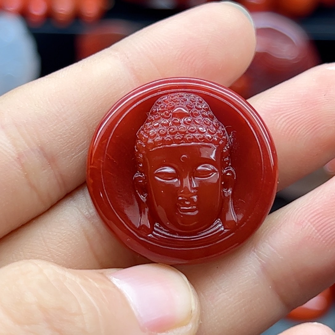 南红玛瑙配饰未镶嵌