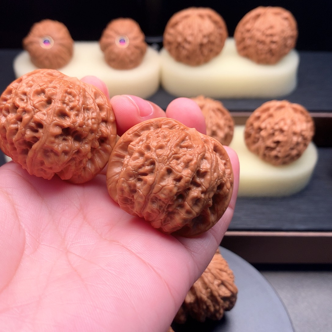 吊坠文玩核桃321号血麒麟40