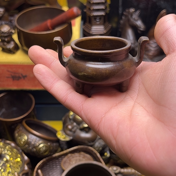 精美铜器点击下单