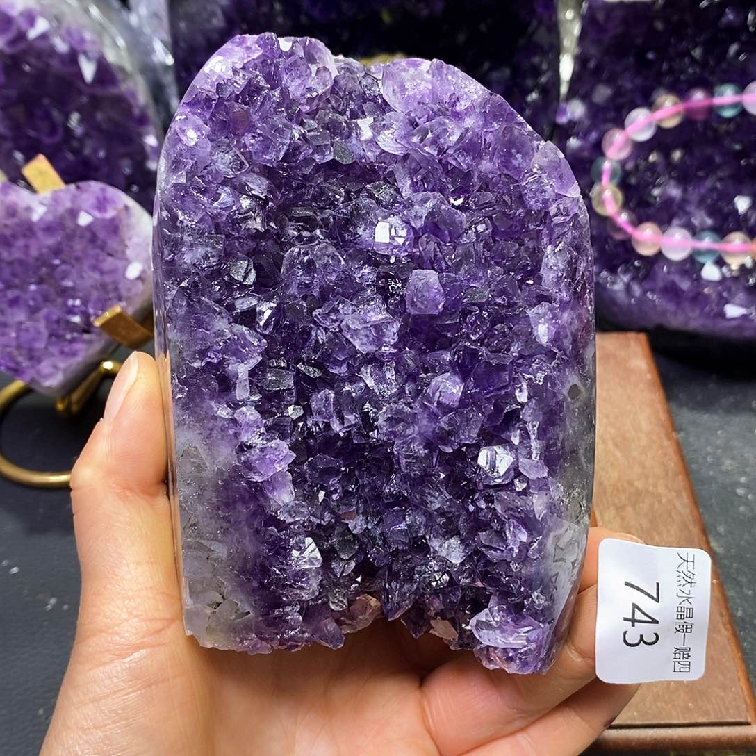 水晶大型摆件（非配饰）未镶嵌