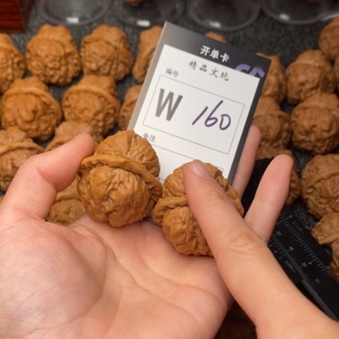 吊坠桃核我是第一百38