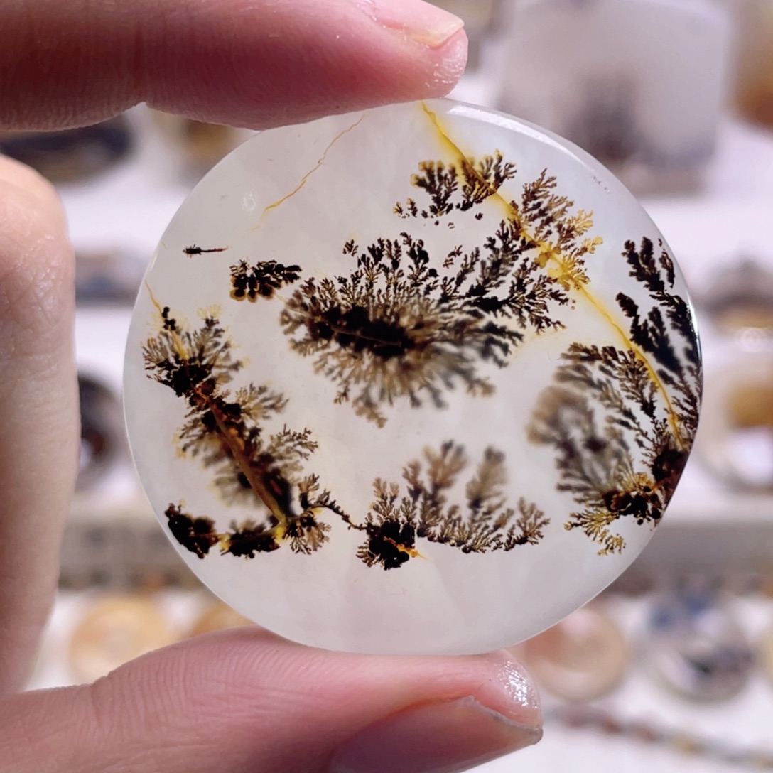 玛瑙/玉髓未镶嵌珠宝奇石