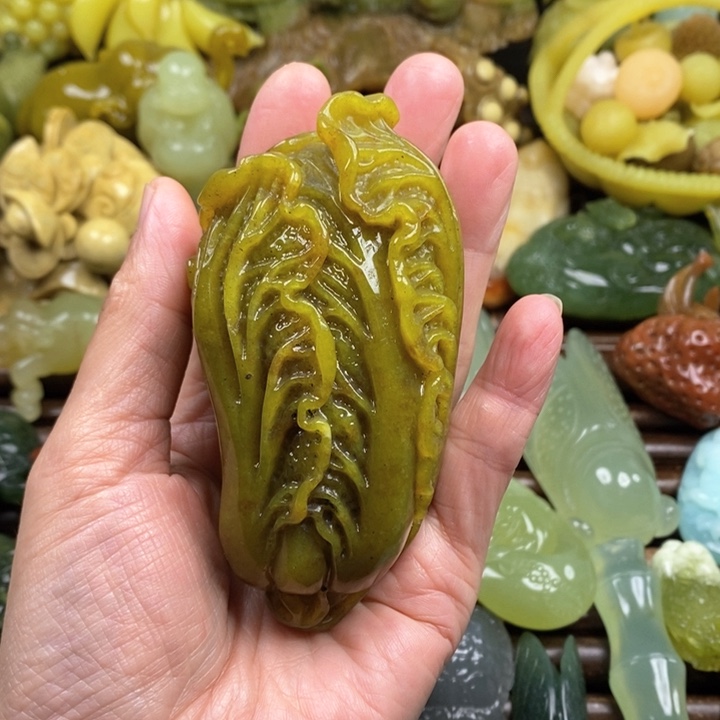 蛇纹石玉手把未镶嵌