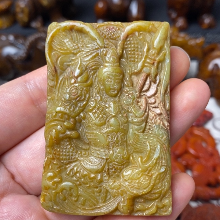 未镶嵌蛇纹石玉颈饰61