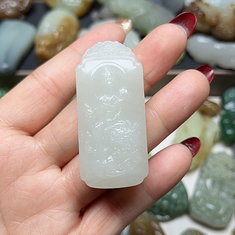 和田玉颈饰未镶嵌庞*