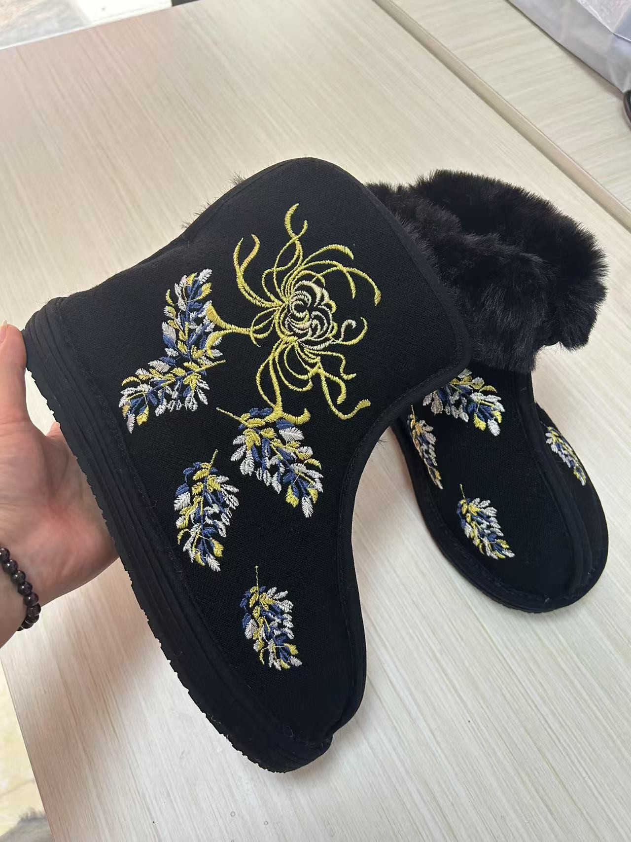 清库存【火树银花—毛绒靴】千层底手工布鞋刺绣传统布鞋民族风