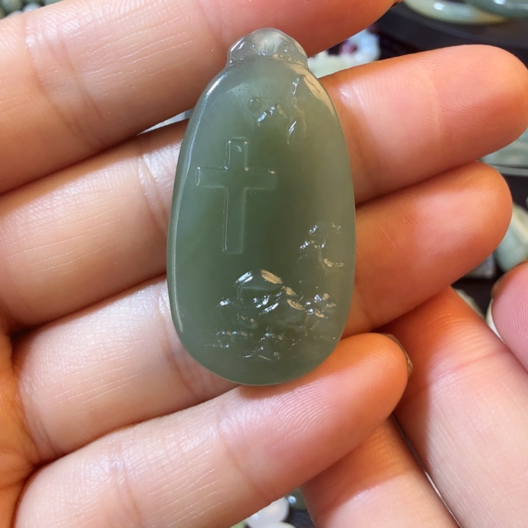 和田玉未镶嵌颈饰