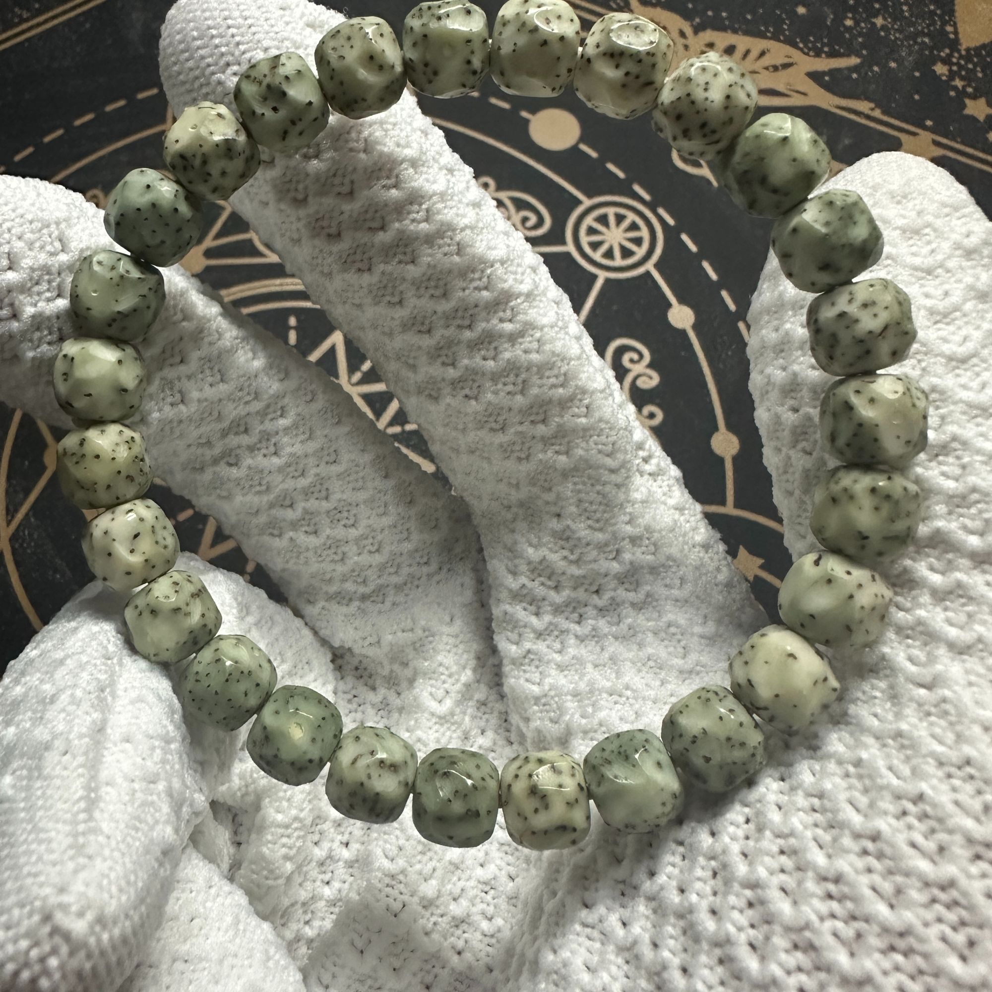 仟语文玩-8mm*7mm-原生态石玉料无相星月菩提手串小袋