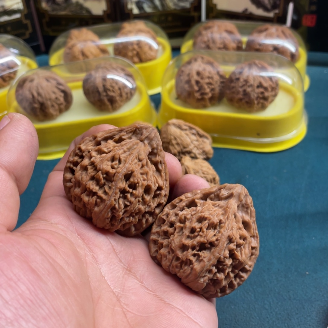 用***7文玩核桃吊坠鸭嘴瘦