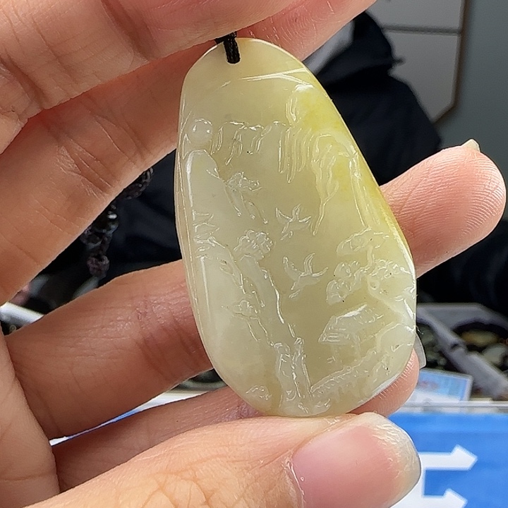 和田玉未镶嵌颈饰