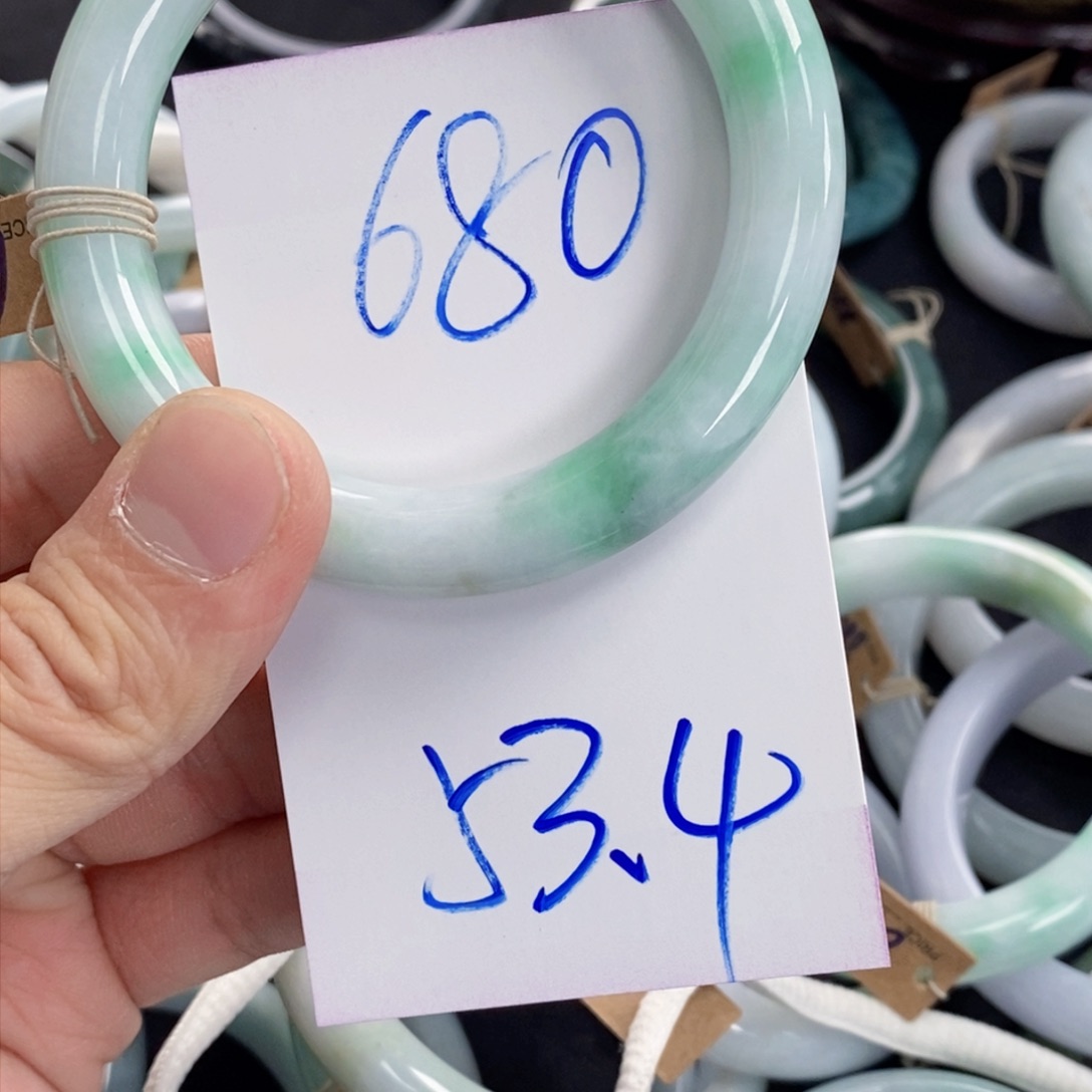 未镶嵌手镯翡翠翡翠手镯