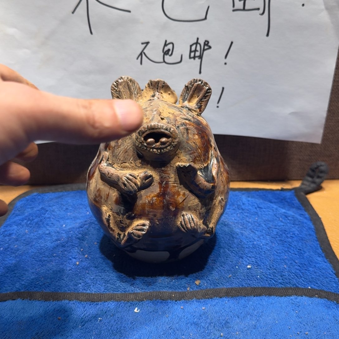 陶其他漂亮的小瓷瓶子