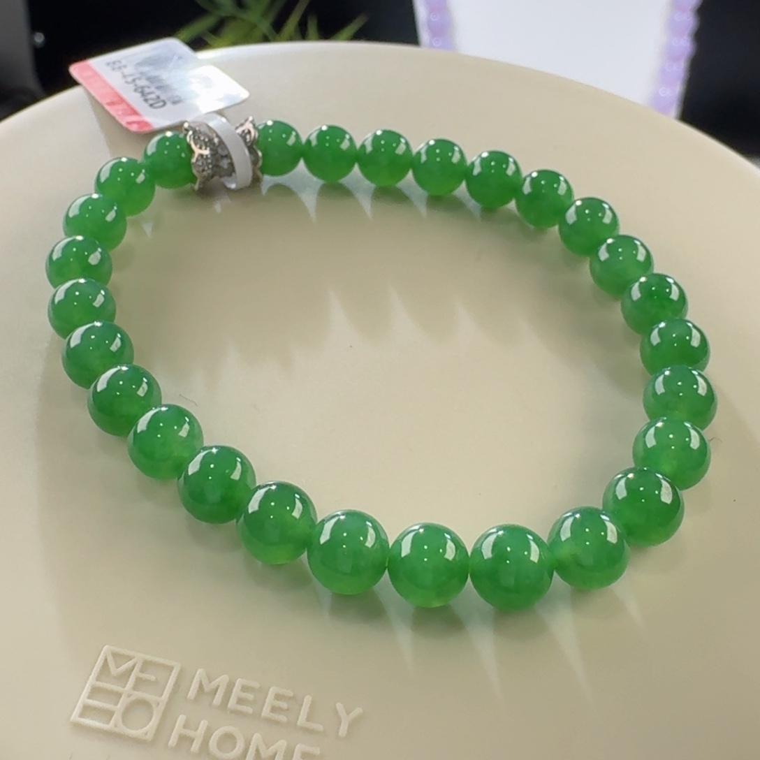 翡翠手链未镶嵌满色浓绿单圈