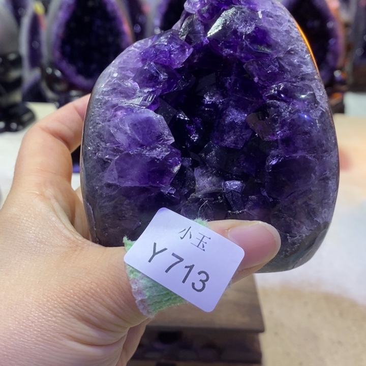 水晶摆件未镶嵌摆件