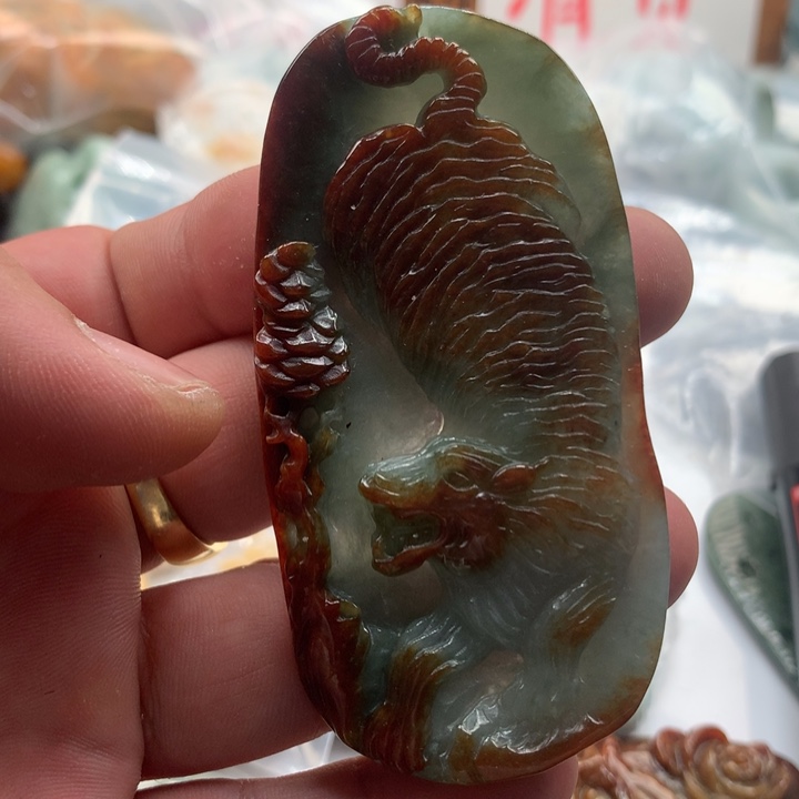 翡翠未镶嵌颈饰保真天然a货翡翠