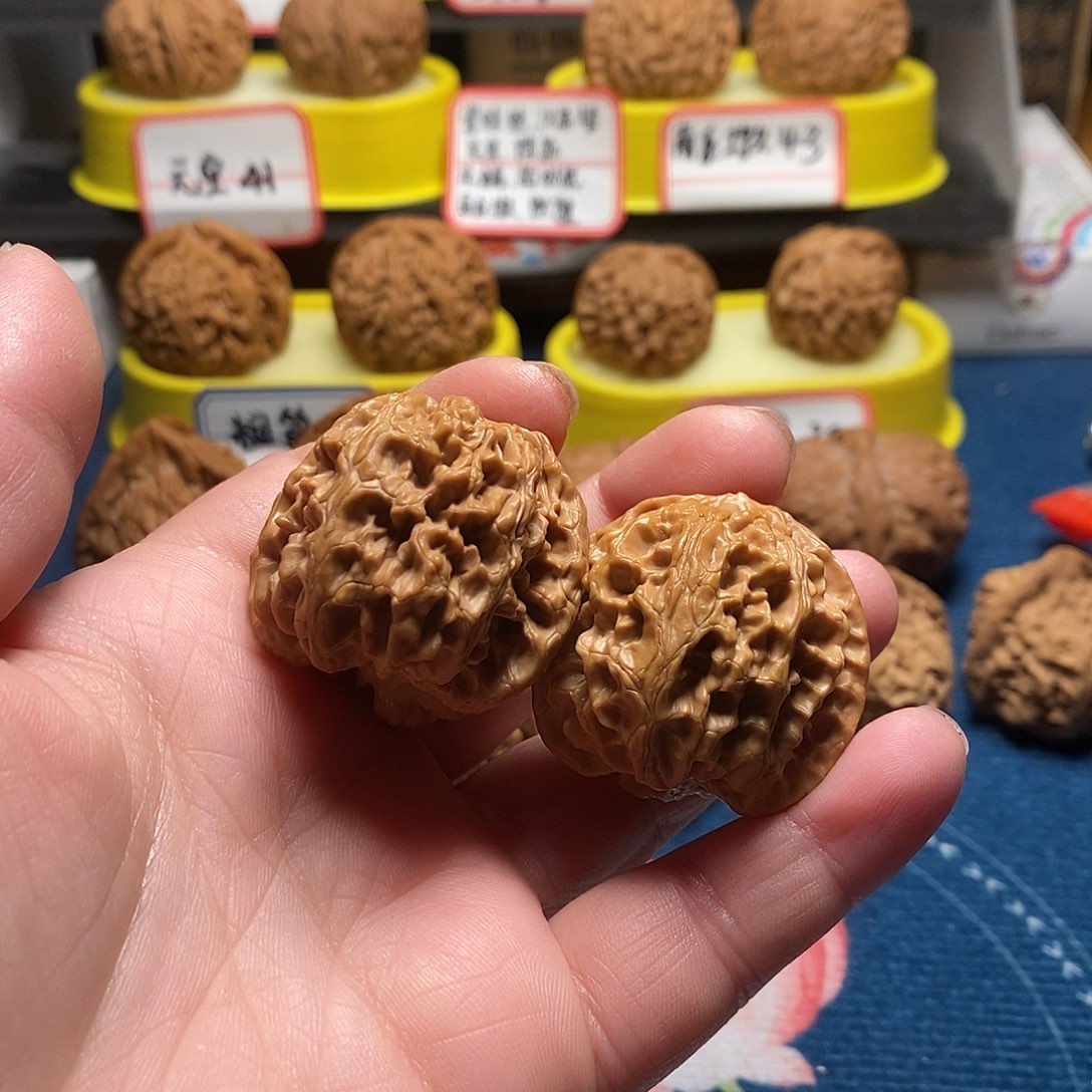 文玩核桃吊坠橙*亿苹果园