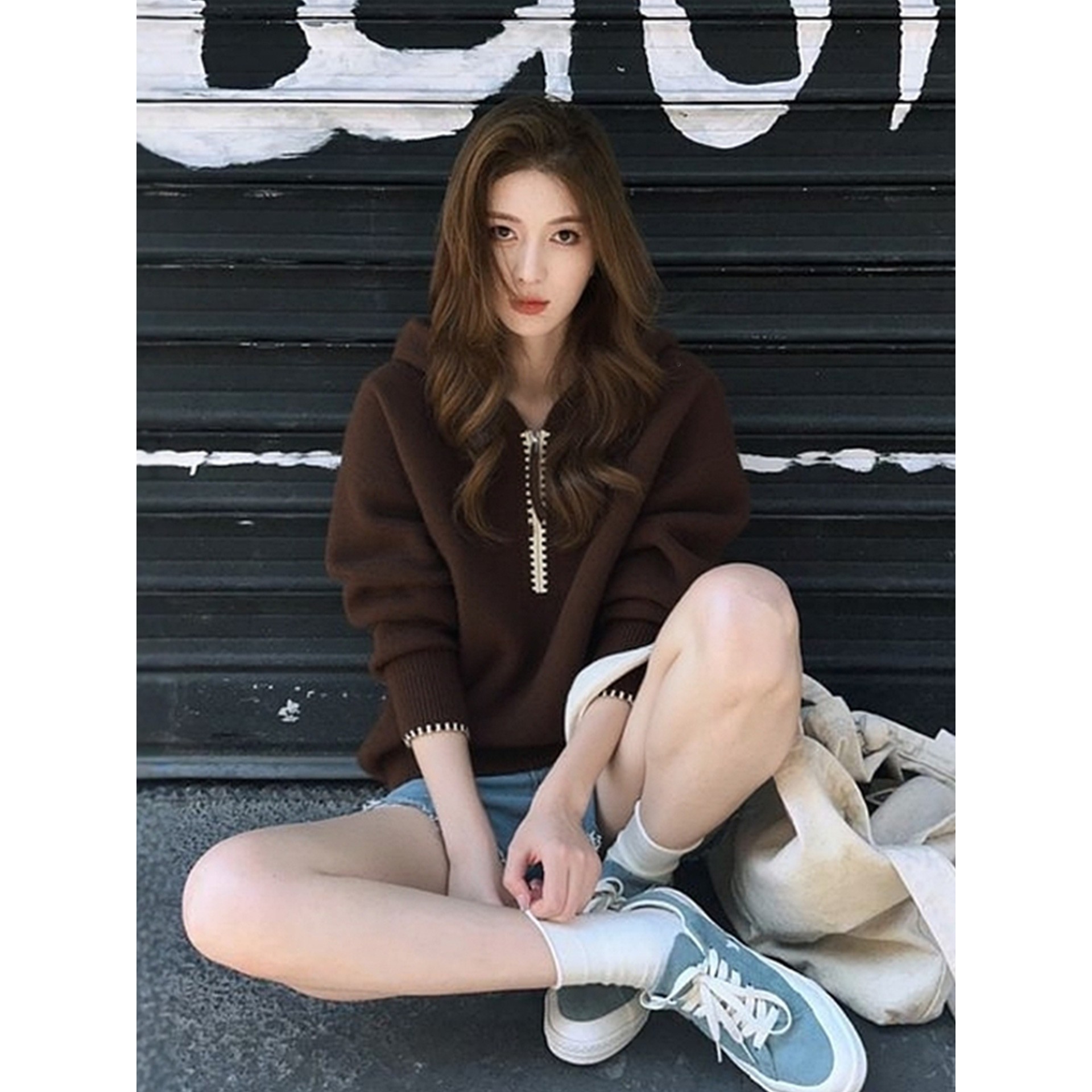 美拉德咖色半拉炼连帽毛衣女秋冬慵懒风宽松套头针织衫卫衣上衣厚