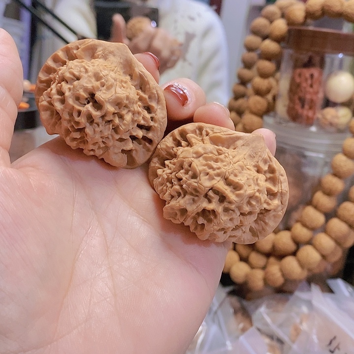 【闪购商品】文玩核桃把件50官帽