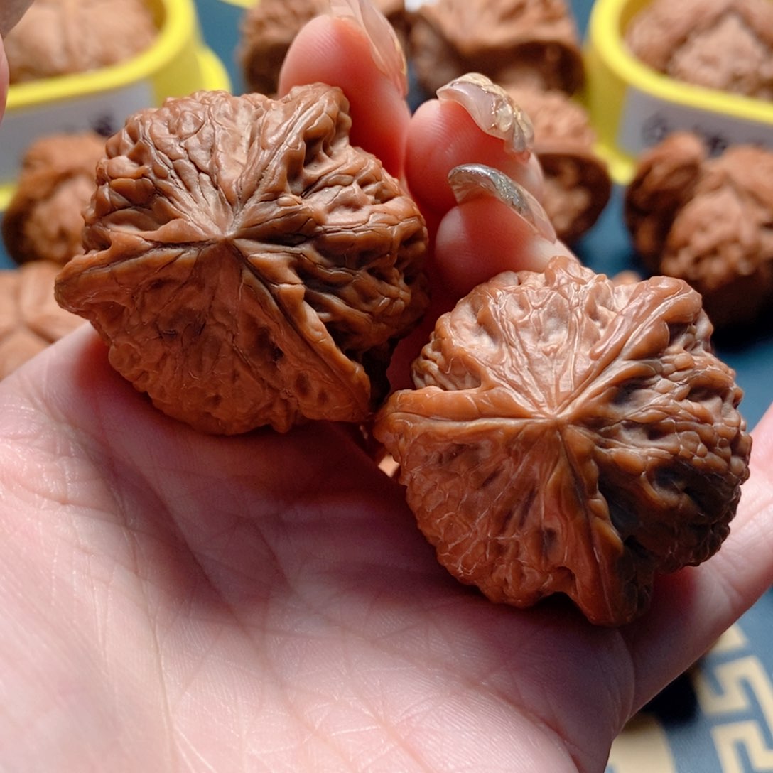 文玩核桃把件慧****涛38铁锤三棱