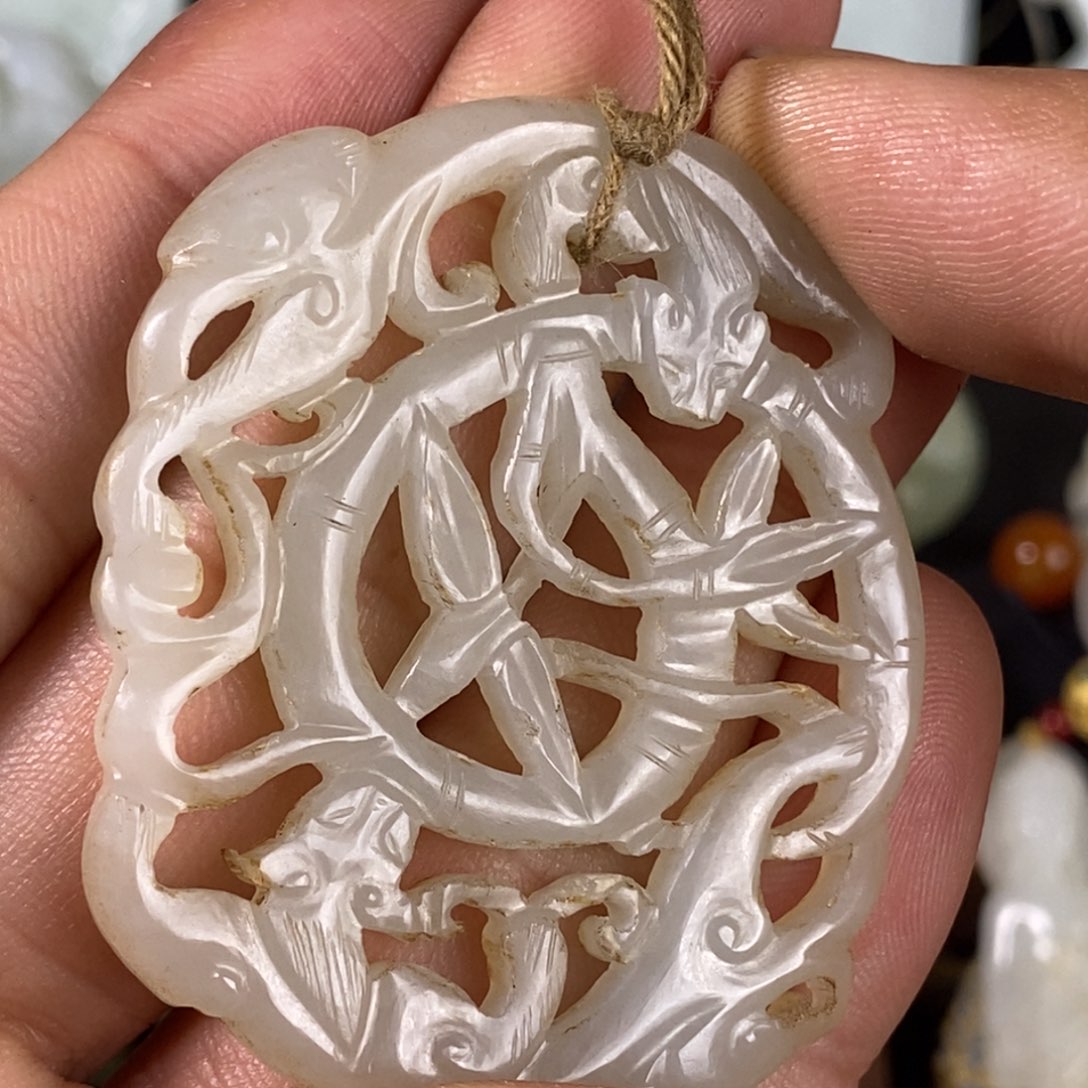 和田玉如图未镶嵌