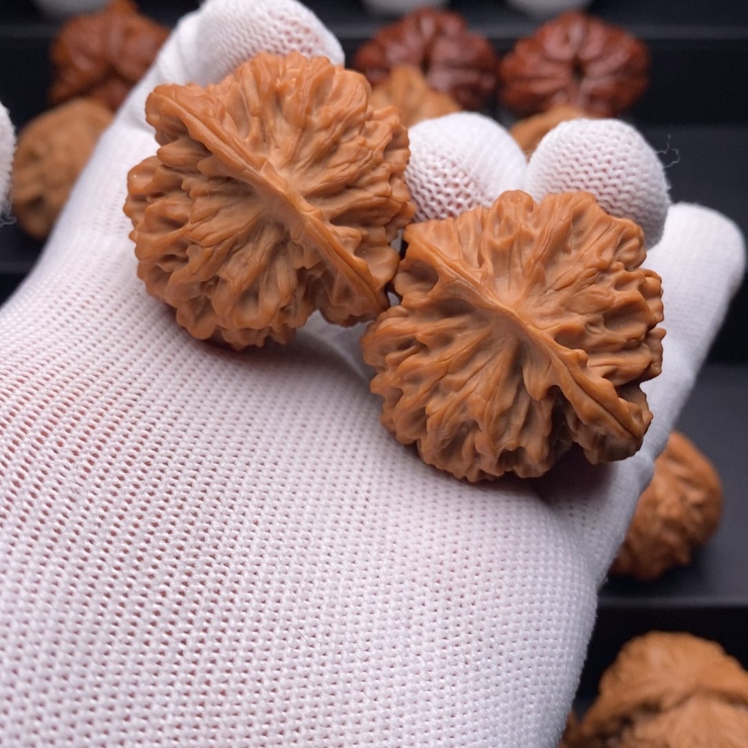 灰***狼把件文玩核桃41尺全品秦闷