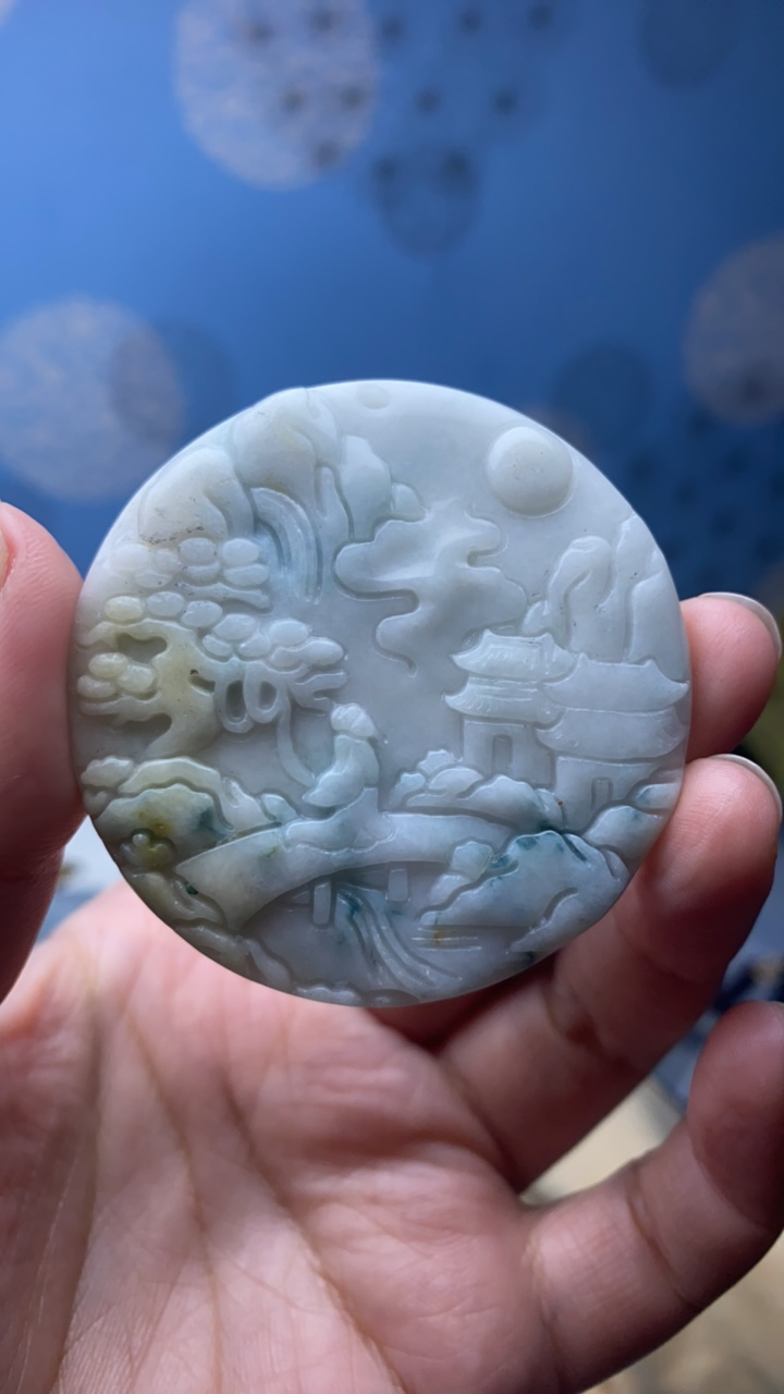 天然翡翠山水吊坠