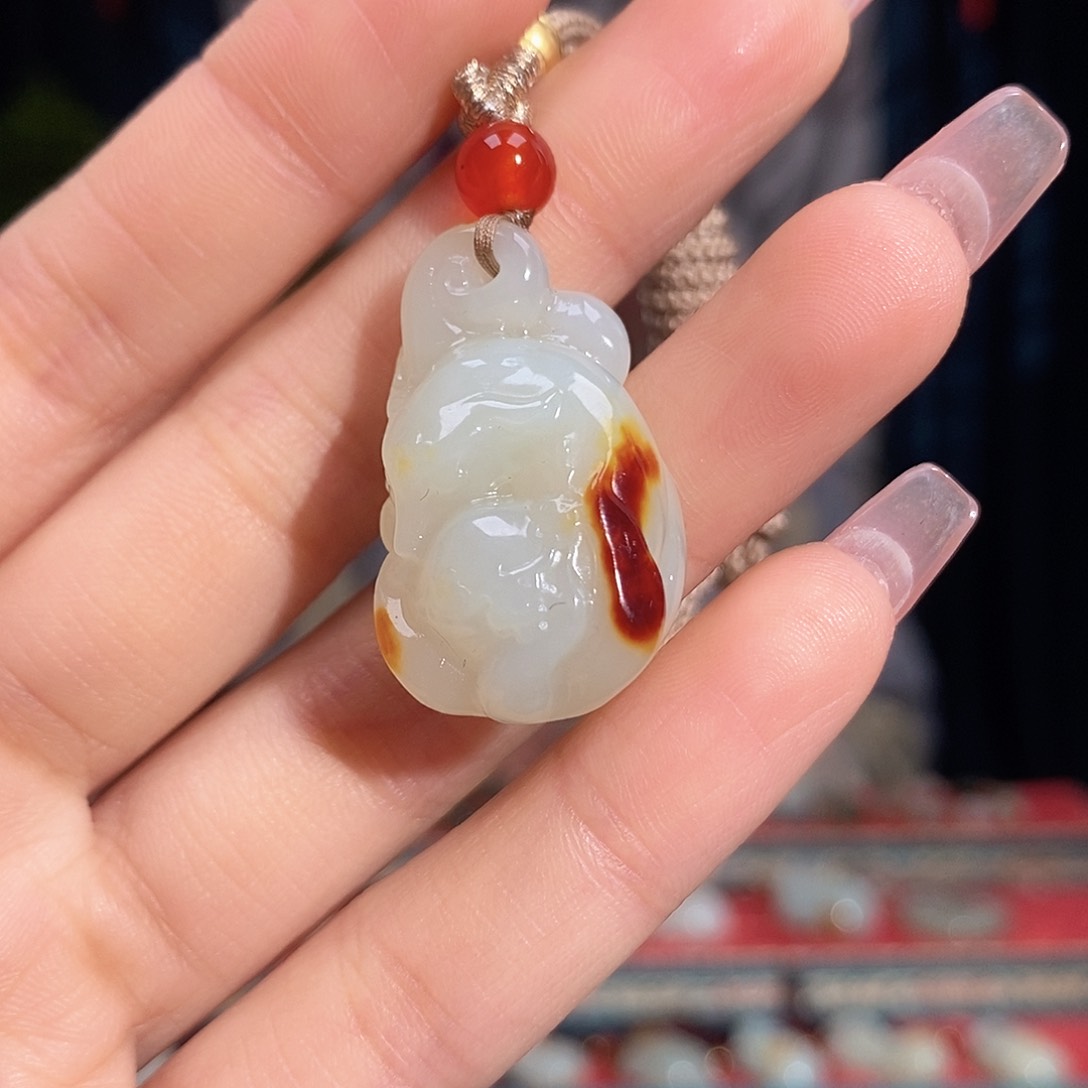 和田玉颈饰未镶嵌