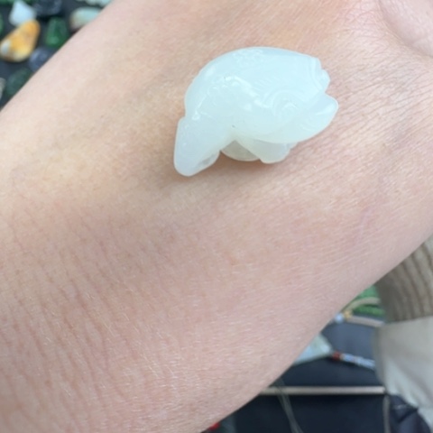 和田玉颈饰未镶嵌定制