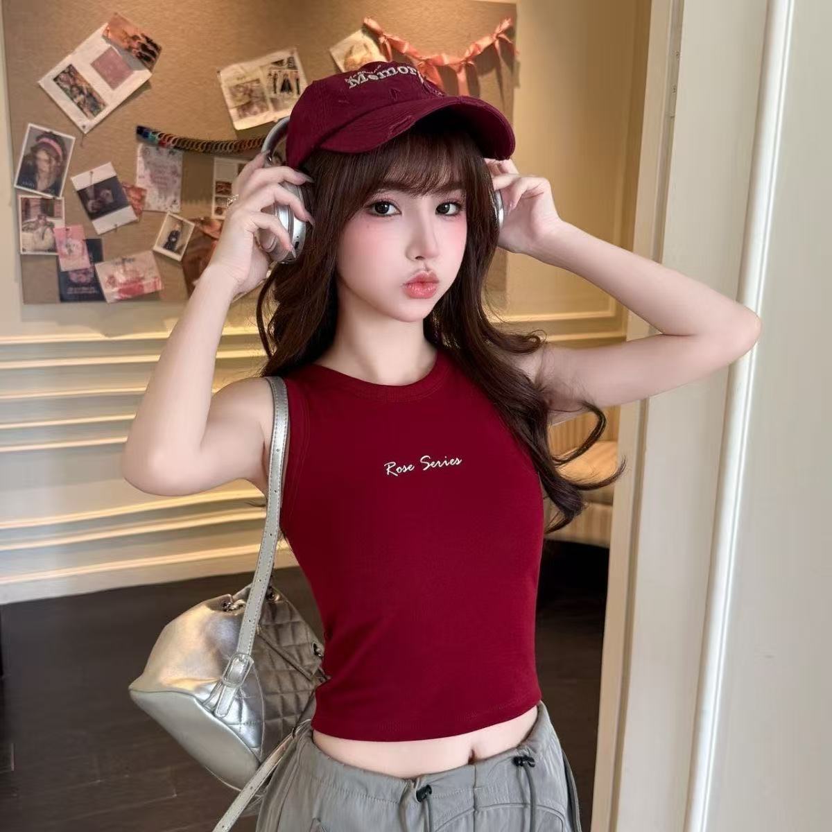 气质复古显瘦甜美港式美背设计感上衣镂空辣妹风背心早秋高级百搭