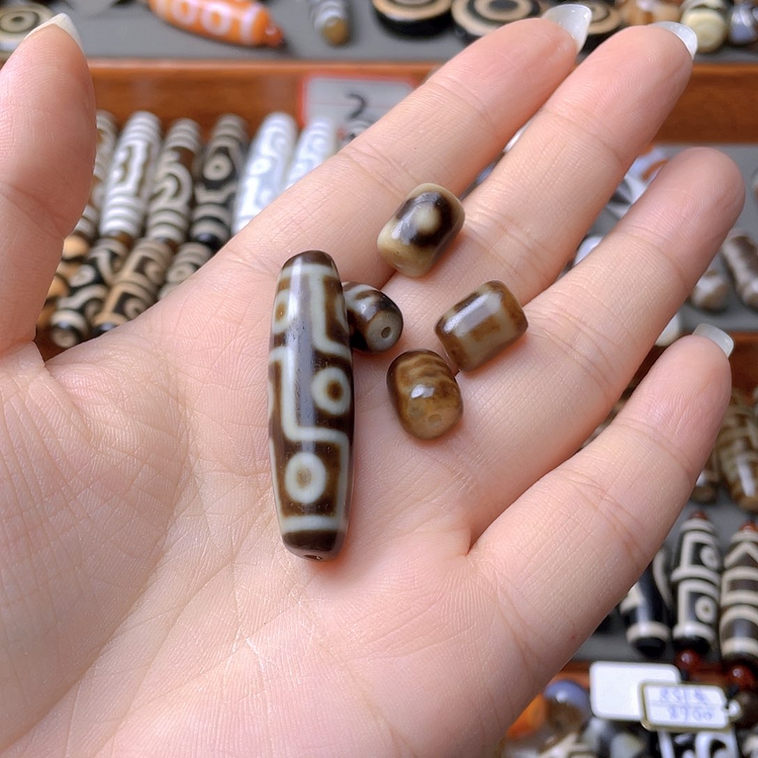 玛瑙/玉髓颈饰未镶嵌季**陌