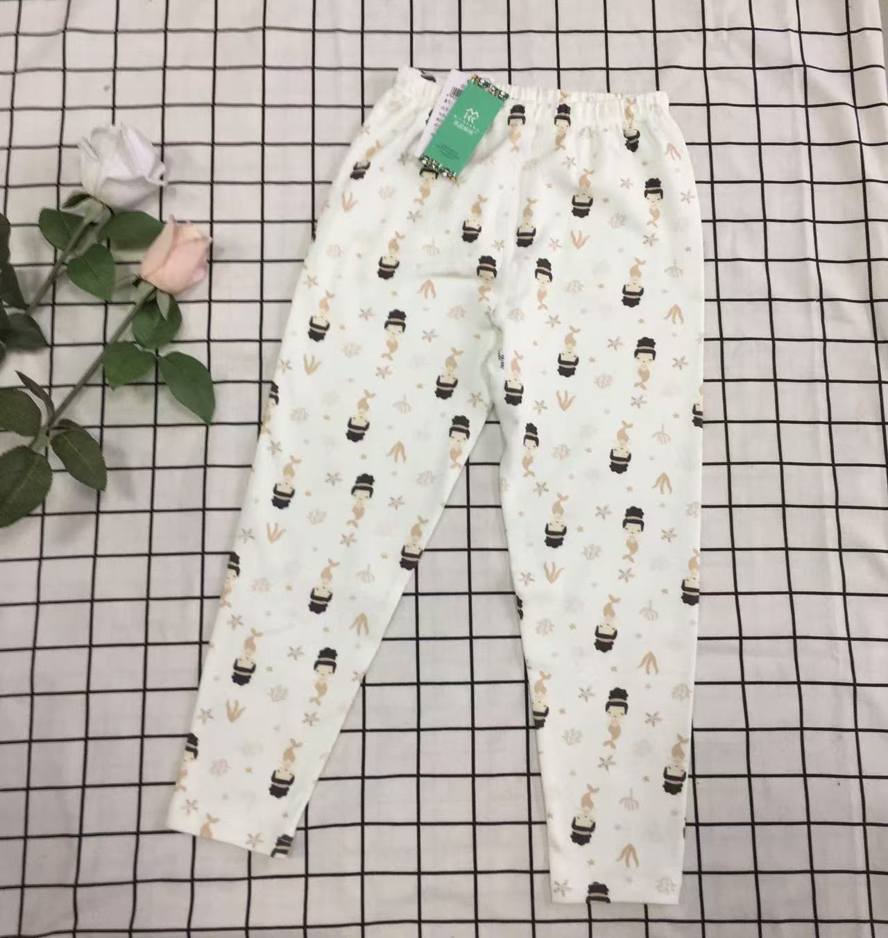 儿童舒适柔软秋裤