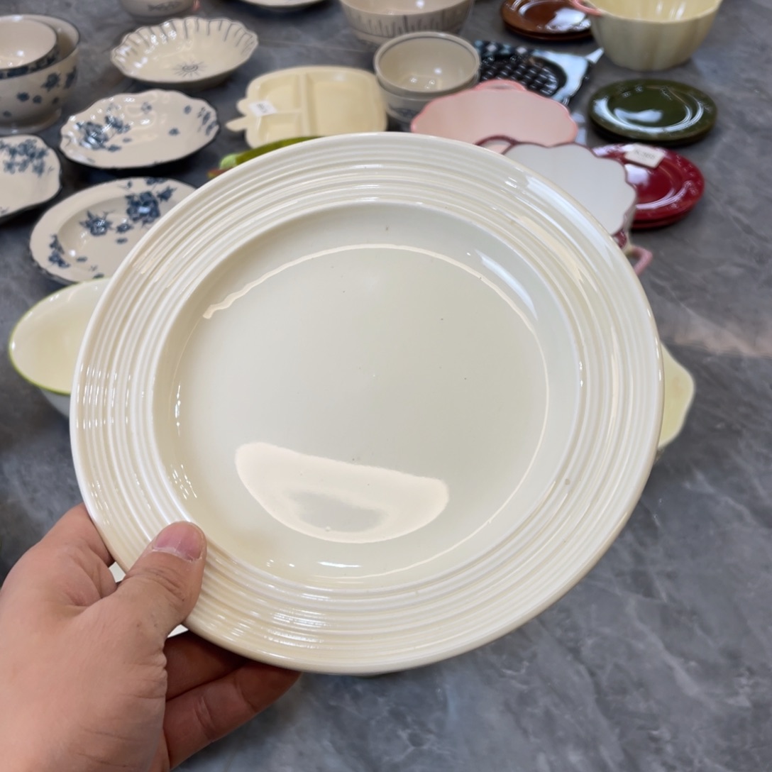 陶瓷微瑕餐具介意勿拍，满18飞！