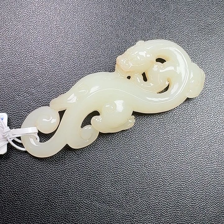 自***悟和田玉未镶嵌挂件