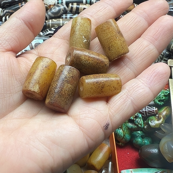 栖***迟玛瑙/玉髓未镶嵌颈饰