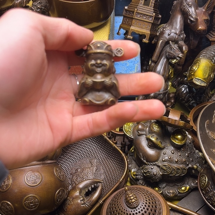 精美铜器点击下单