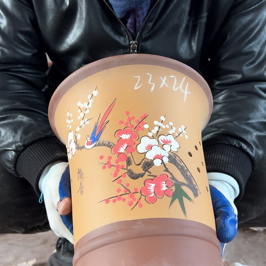 紫砂花盆紫砂花盆点彩黄