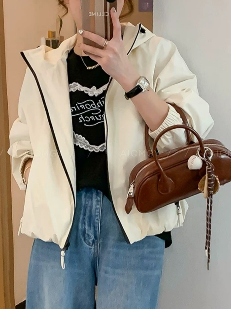 【济州岛】米白色短款连帽冲锋衣