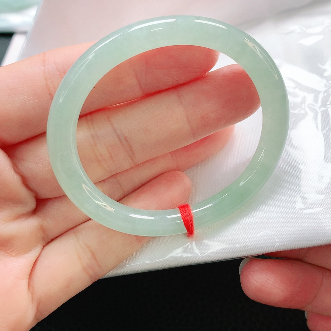 未镶嵌手镯翡翠50贵妃